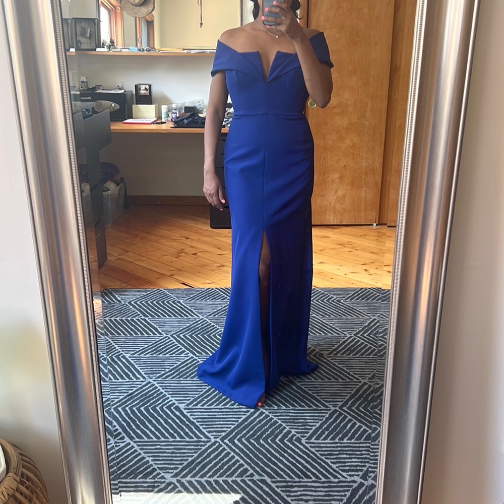BCBGMAXAZRIA Gown